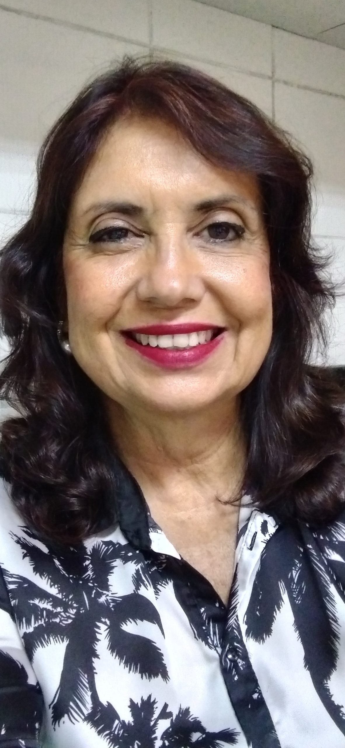 Foto do autor Elizabeth Maria França Borges