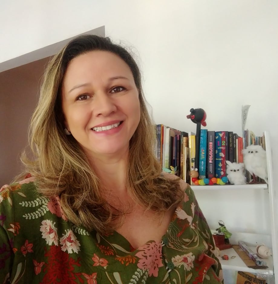 Foto do autor Nireuda Longobardi