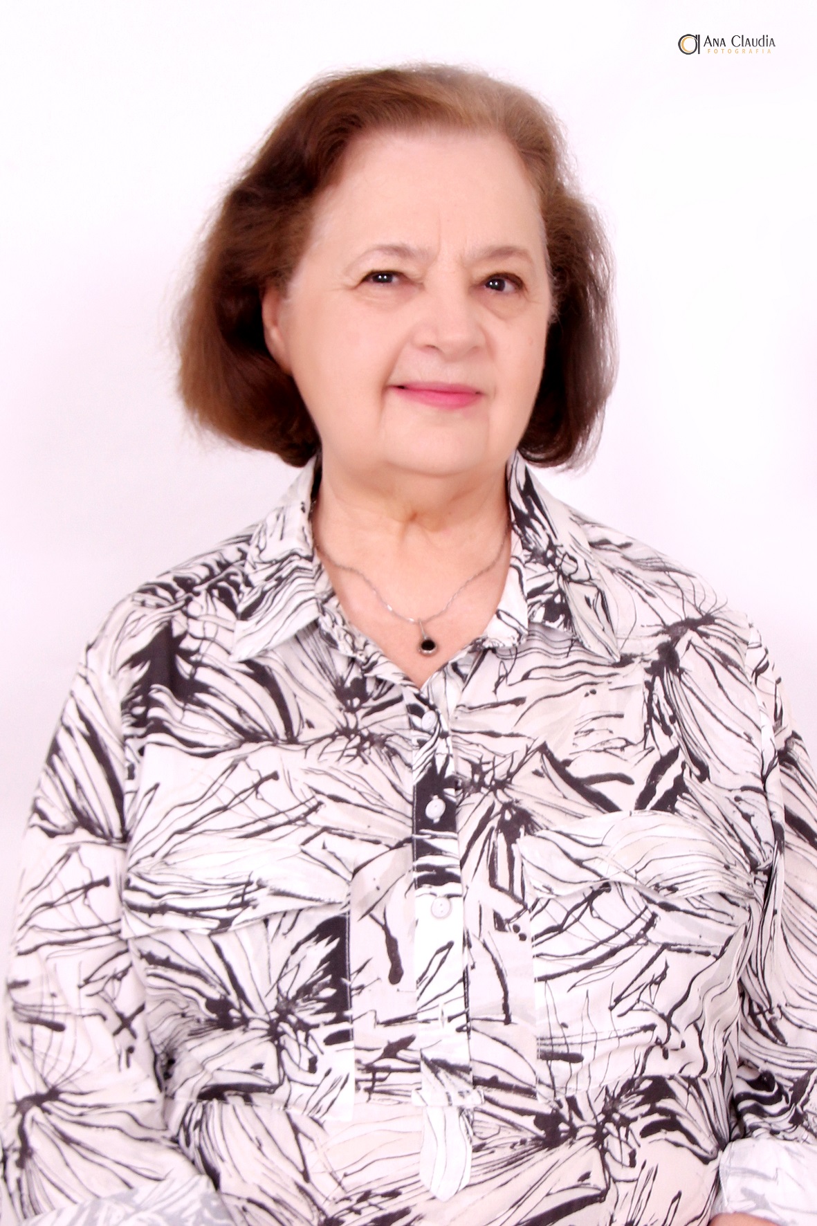 Regina Vieira Foto do autor Regina Vieira