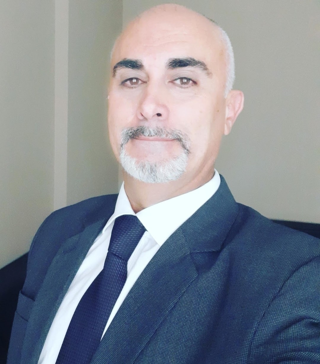 Renato Mendes Curto Júnior Foto do autor Renato Mendes Curto Júnior