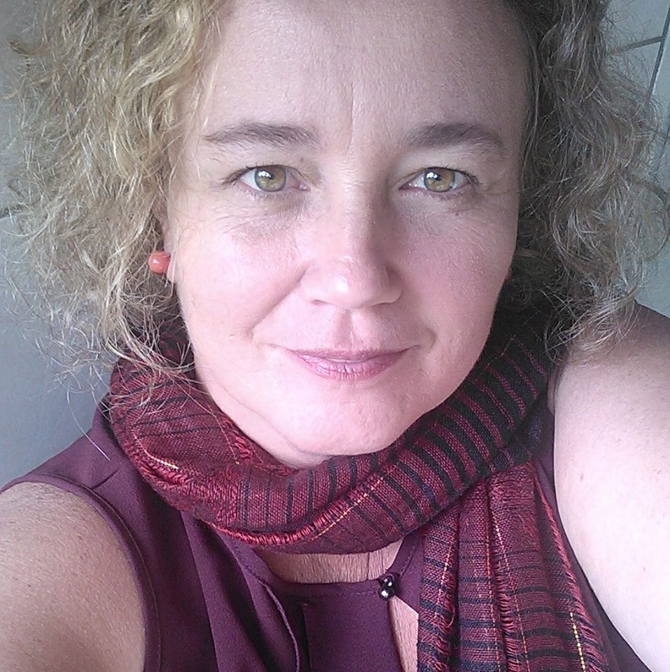 Célia Rennó Foto do autor Célia Rennó