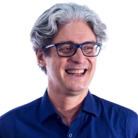 Foto do autor Claudio Paris