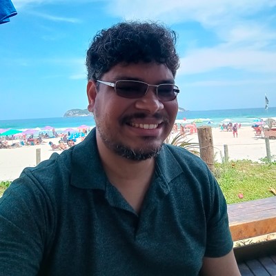 Julio Paixão Santos Foto do autor Julio Paixão Santos